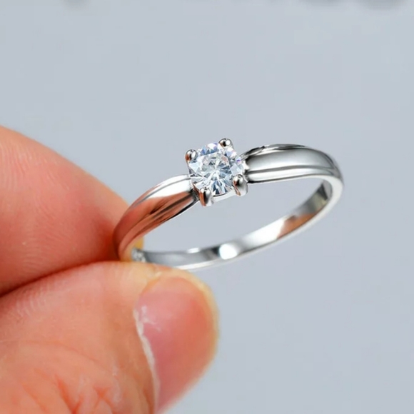 Silver Cute romantic Ring - Picture 6 of 13